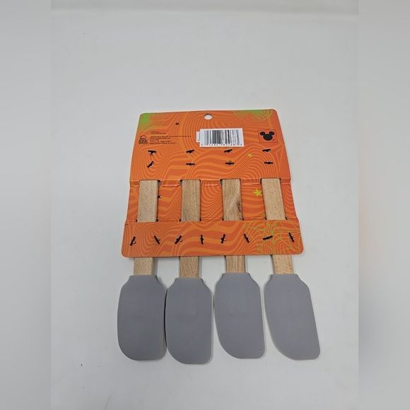 DISNEY Mickey, Minnie, Goofy, Donald Duck HALLOWEEN Mini Spatula 4 Piece Set NEW - Picture 3 of 3